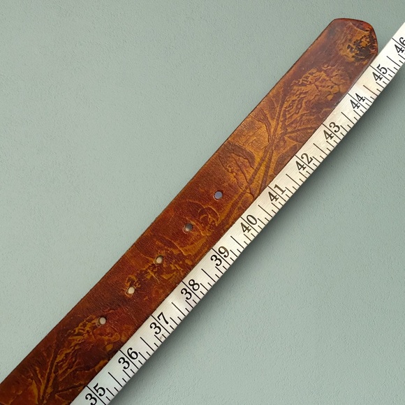 Vintage Handtooled Leather Abstract Floral Unisex Belt - Picture 11 of 11